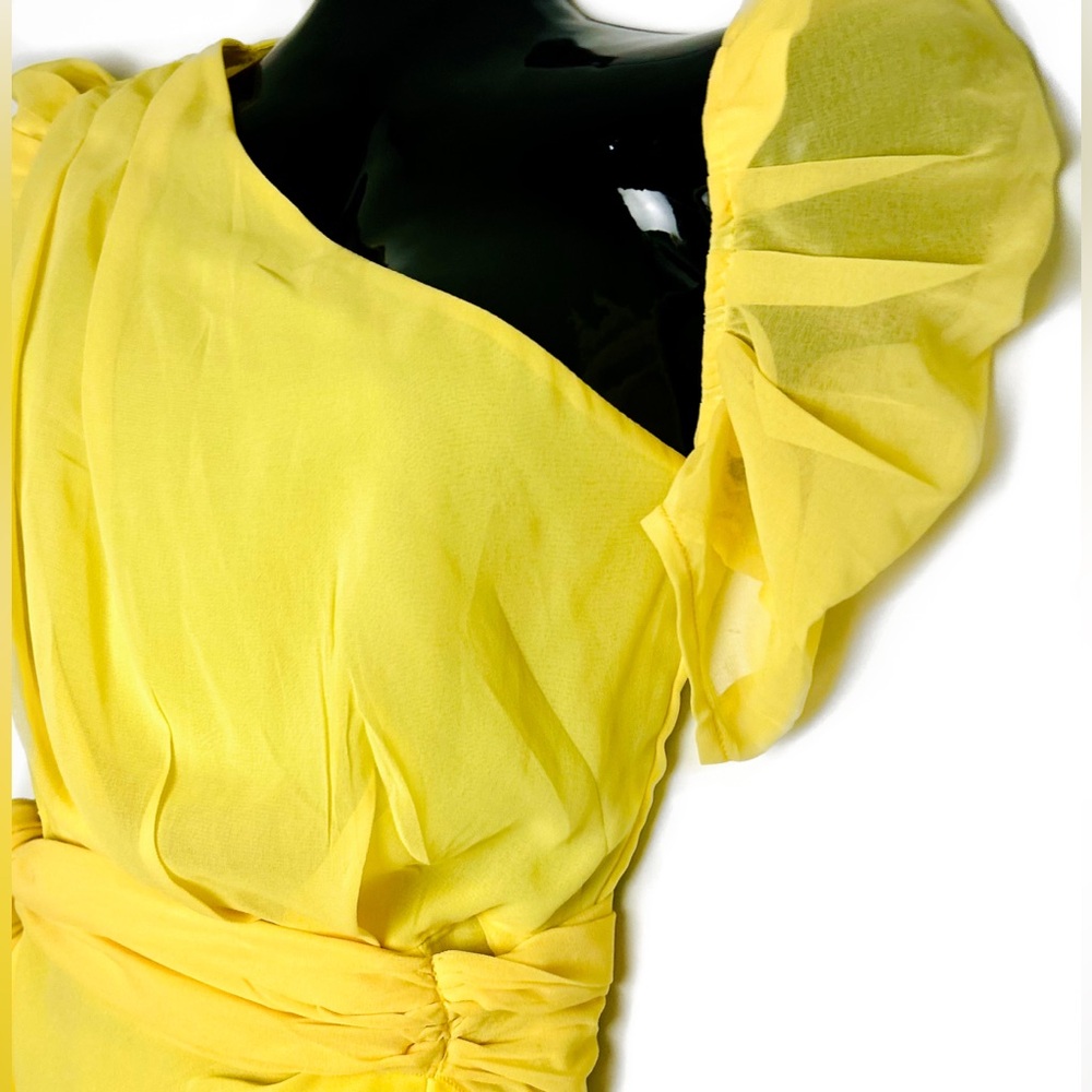 “PrettyLittleThing” Yellow One-Shoulder Knot Mini Dress - Picture 7 of 17